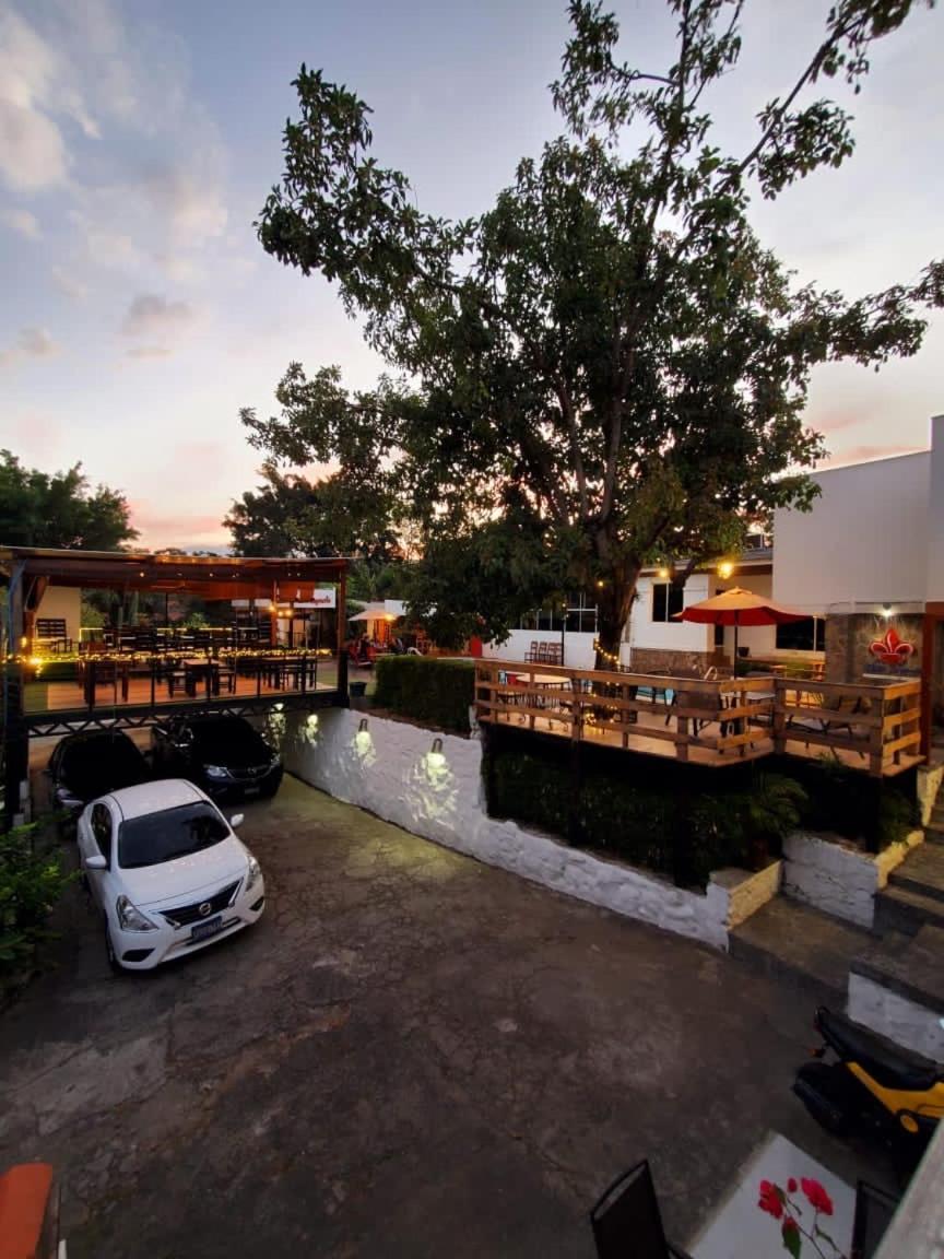 Villa Napoli Santa Ana Ngoại thất bức ảnh