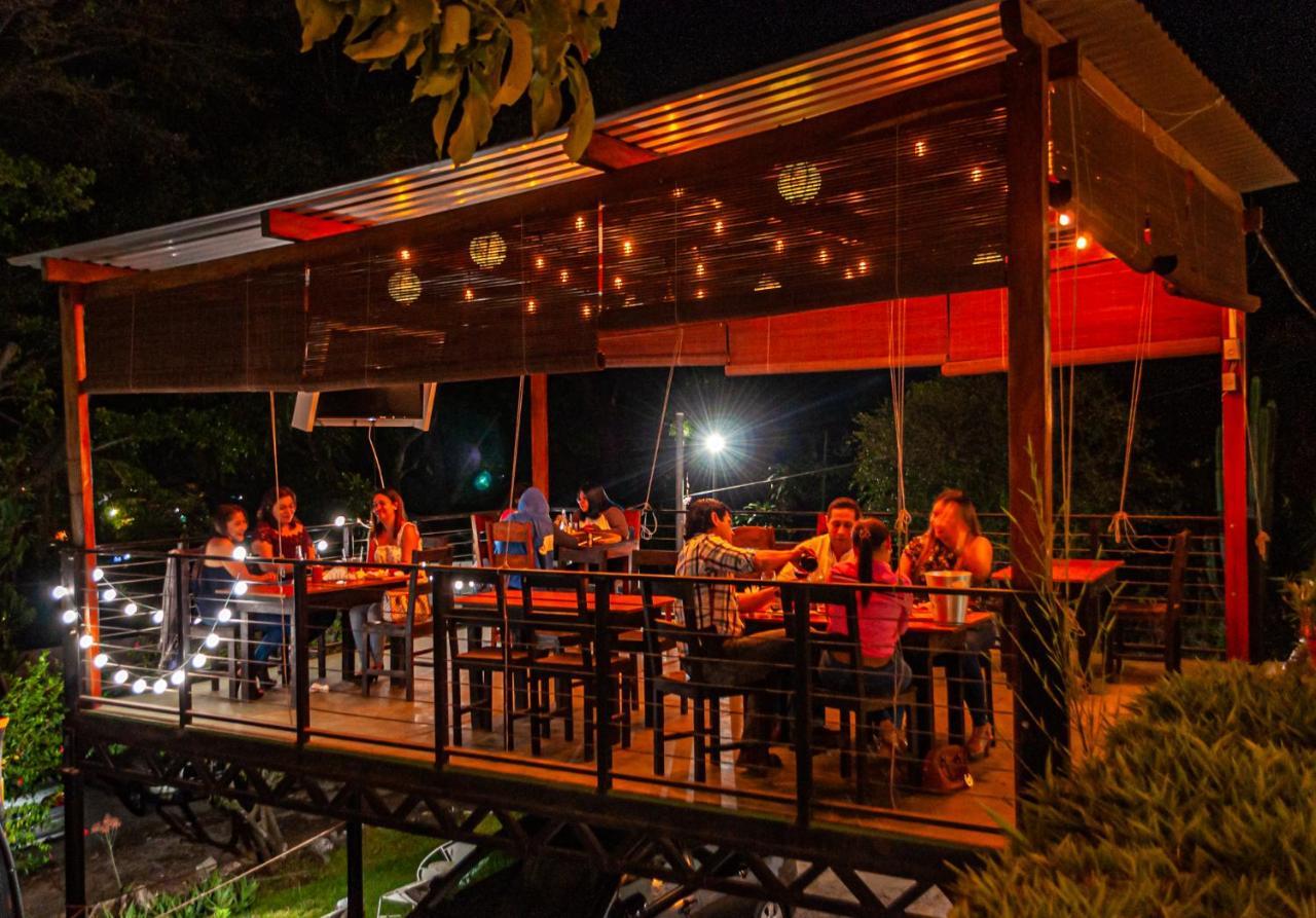 Villa Napoli Santa Ana Ngoại thất bức ảnh