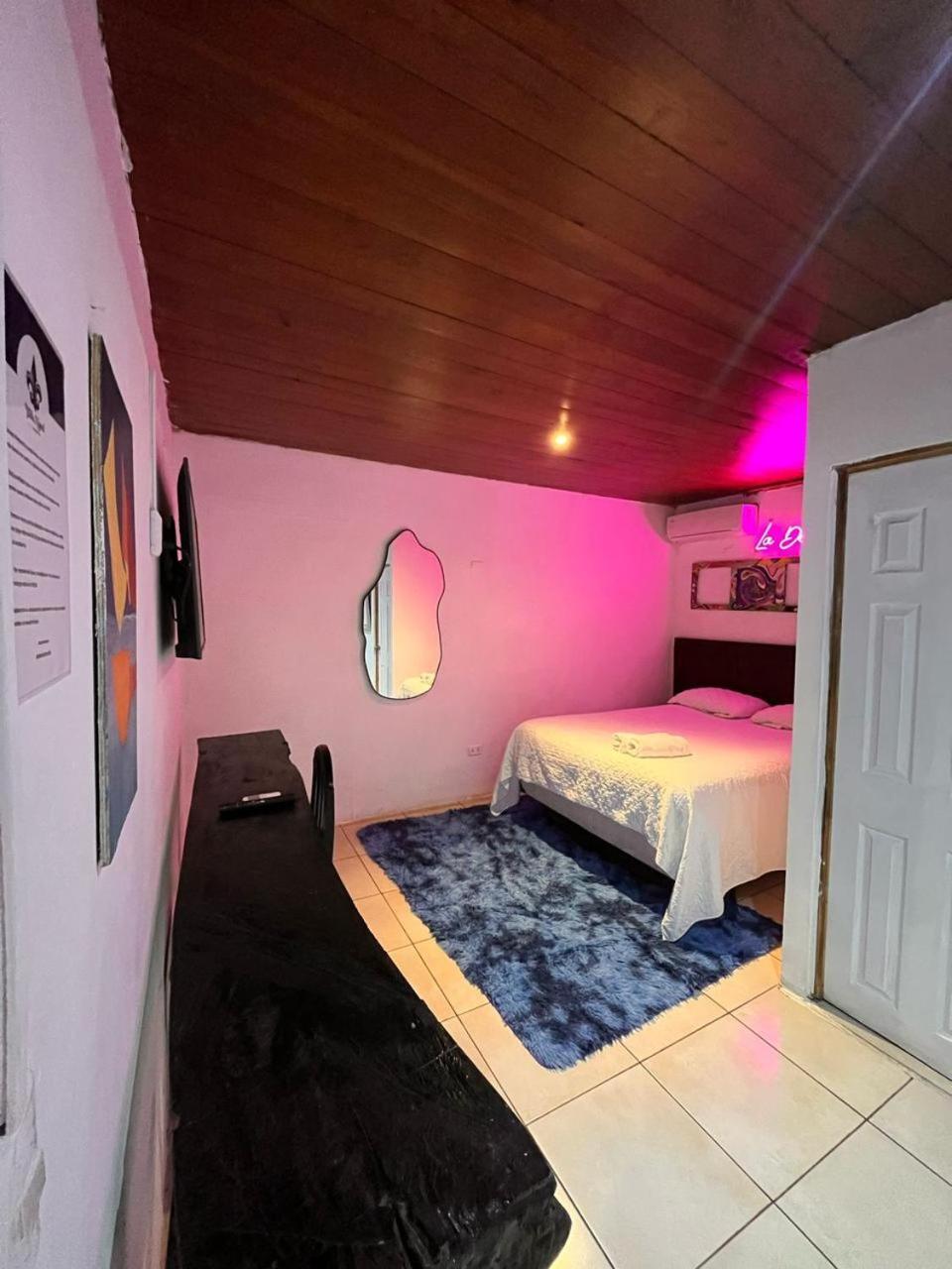 Villa Napoli Santa Ana Ngoại thất bức ảnh