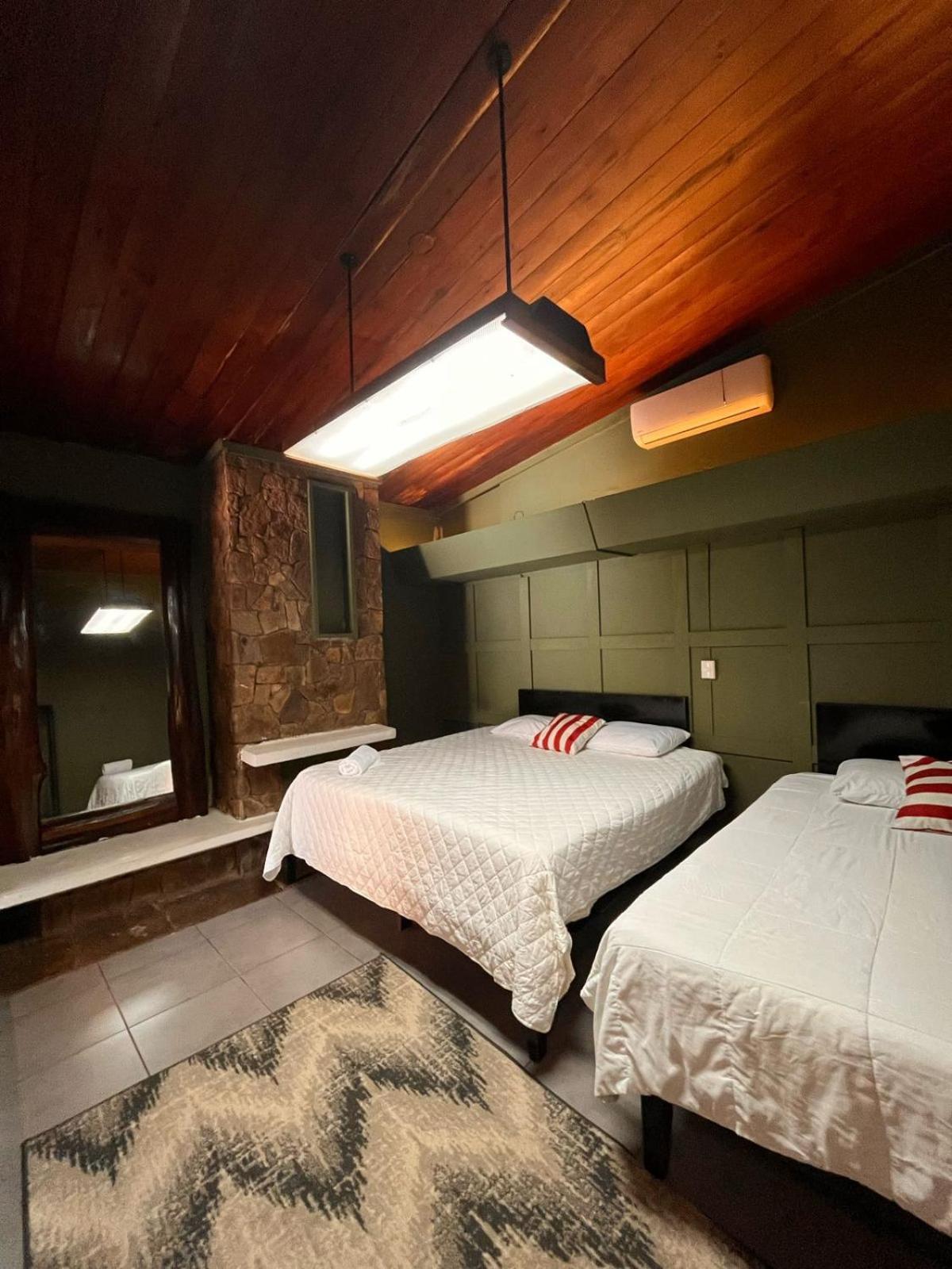 Villa Napoli Santa Ana Ngoại thất bức ảnh