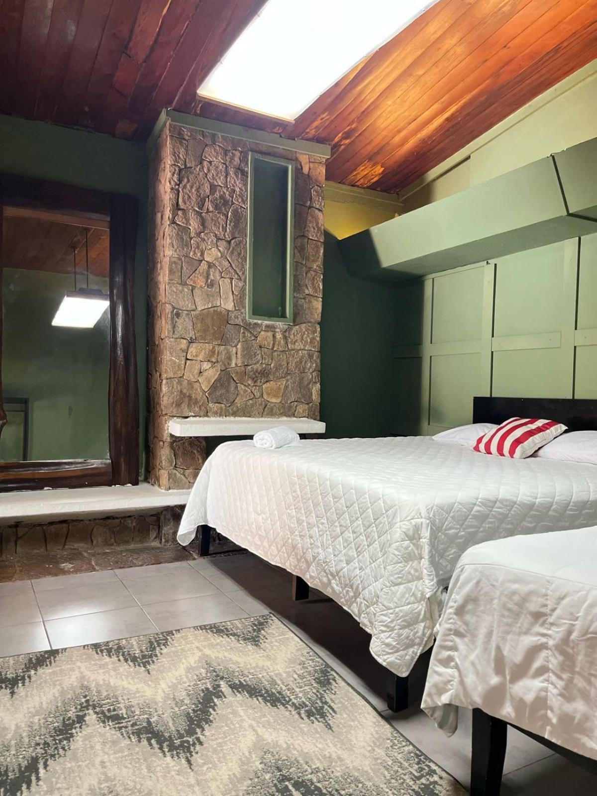 Villa Napoli Santa Ana Ngoại thất bức ảnh