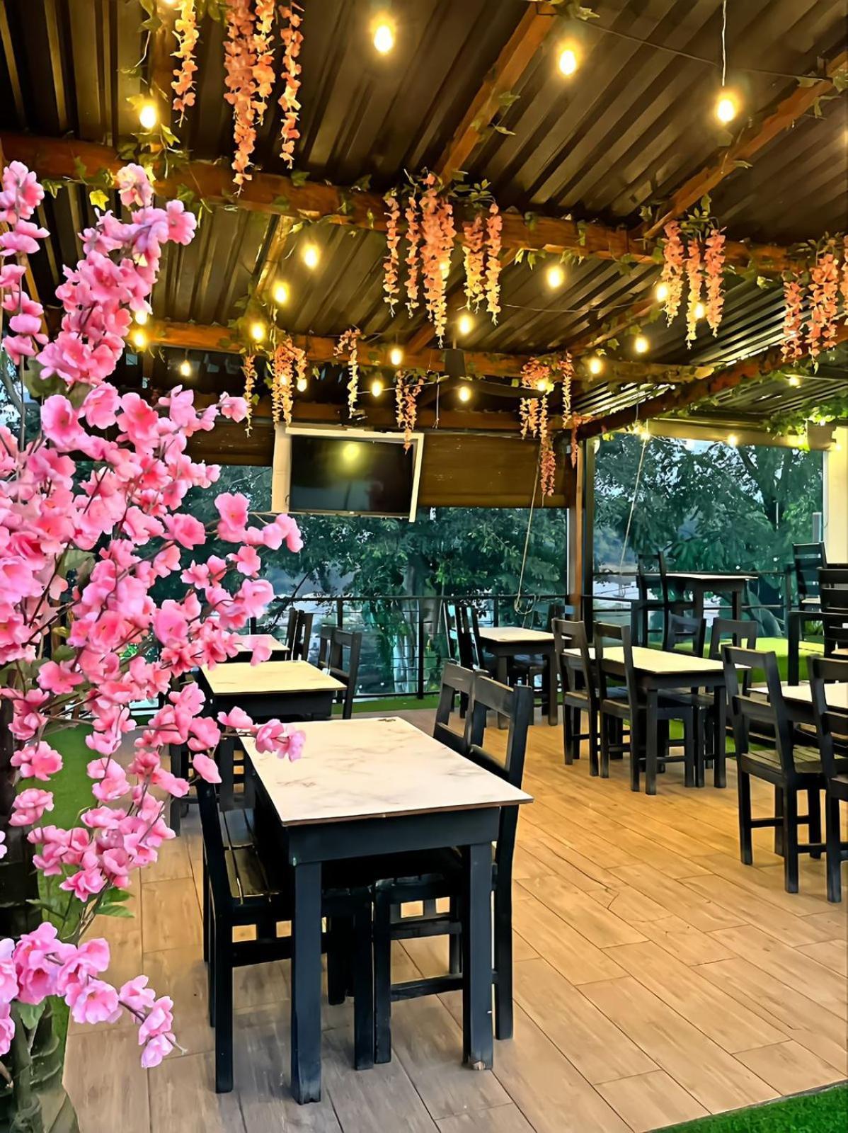 Villa Napoli Santa Ana Ngoại thất bức ảnh