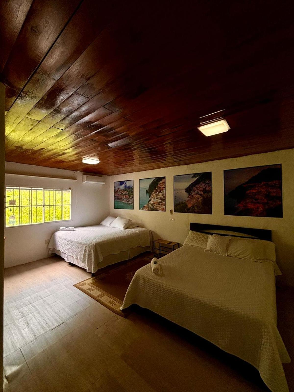 Villa Napoli Santa Ana Ngoại thất bức ảnh